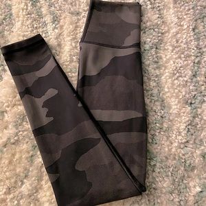 Arie Black Camo Leggings